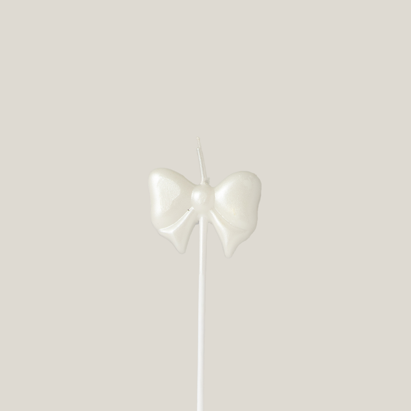 Small White Ribbon candle